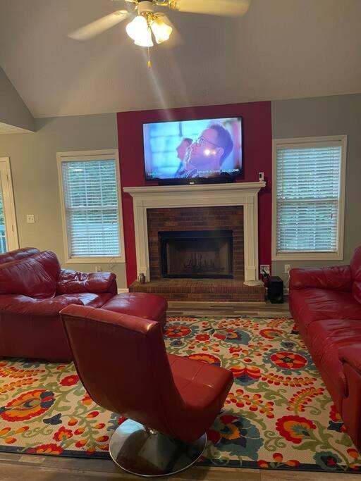 Fortress Of Solitude Villa Powder Springs Exterior photo